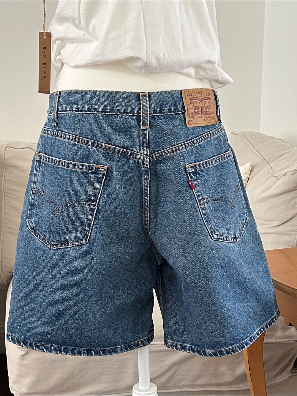 Vintage Y2K Levi’s 550 Relaxed Denim Jean Shorts Jorts